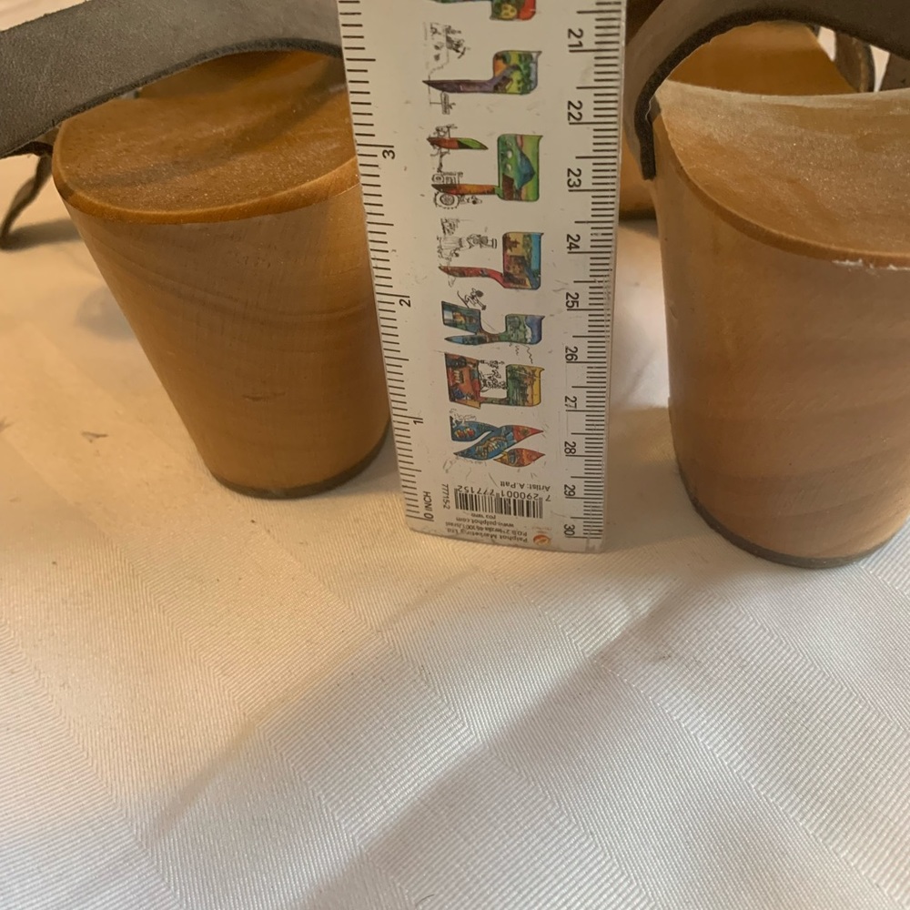 Leather clogs - Picture 3 of 5